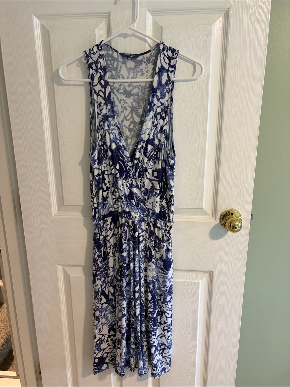 Sleeveless Blue and White Printed Dress